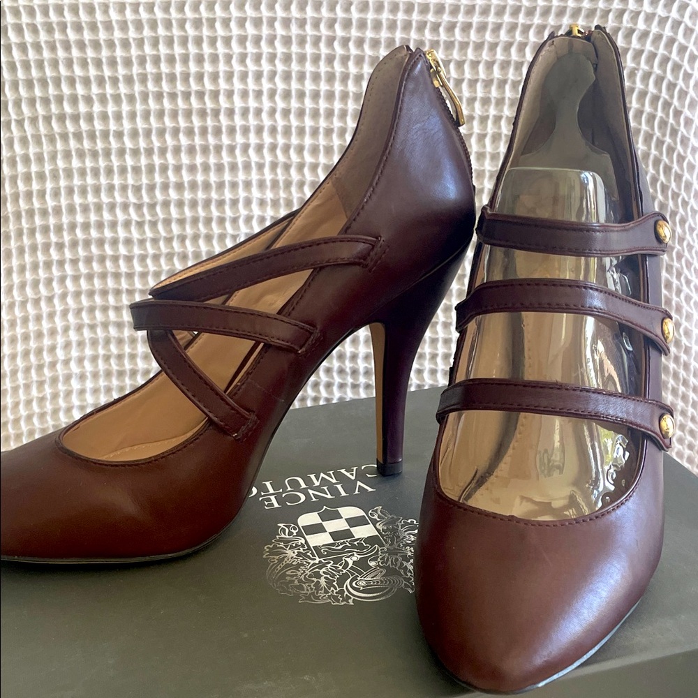 🔥Vince Camuto Chestnut Strappy Heels Size 8.5 New in Box
